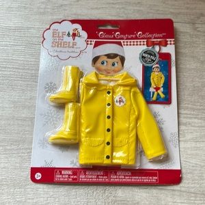 The Elf in the Shelf Raincoat & Boots Outfit